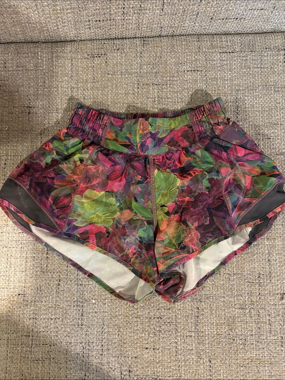 lululemon athletica Women’s Multicolor Floral Athletic Shorts